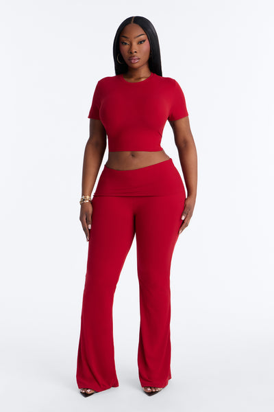 https://cdn.shopify.com/s/files/1/0293/9277/files/03-19-26_S5_20_YPS60068_Red_ZSR_DA_MC_13-12-22_PLUS_2730_PXF.jpg?v=1774283069&with=400&height=600
