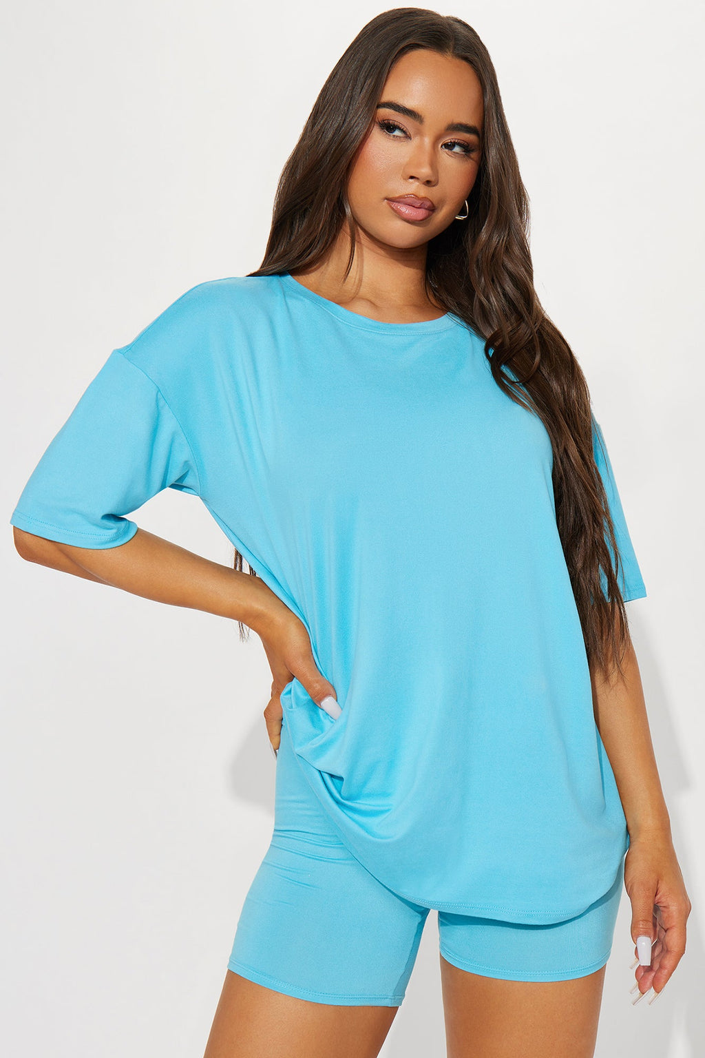 https://cdn.shopify.com/s/files/1/0293/9277/products/03-28-23Studio5_RM_RL_14-39-32_47_ST1790_Aqua_4003_PXF.jpg?v=1696976070