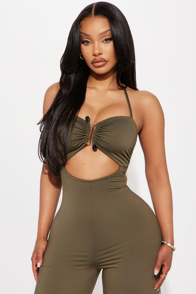 https://cdn.shopify.com/s/files/1/0293/9277/files/04-04-25_S2_6_J25067_Olive_ZSR_CXB_RL_14-38-16_19196_SG.jpg?v=1744063596&with=400&height=600