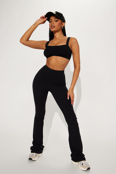 https://cdn.shopify.com/s/files/1/0293/9277/files/04-20-23Studio5_RA_PC_11-12-42_15_73625TA_Black_18034_EH.jpg?v=1682358143&with=400&height=600