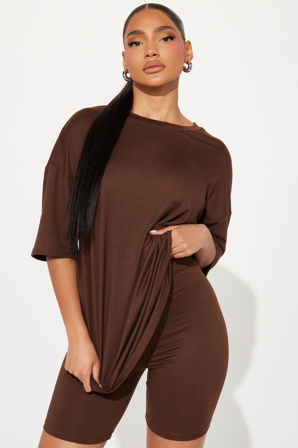 https://cdn.shopify.com/s/files/1/0293/9277/files/04-22-24_S3_8_ST1790_Chocolate_TK_SS_10-01-59_30505_CM.jpg?v=1714072050
