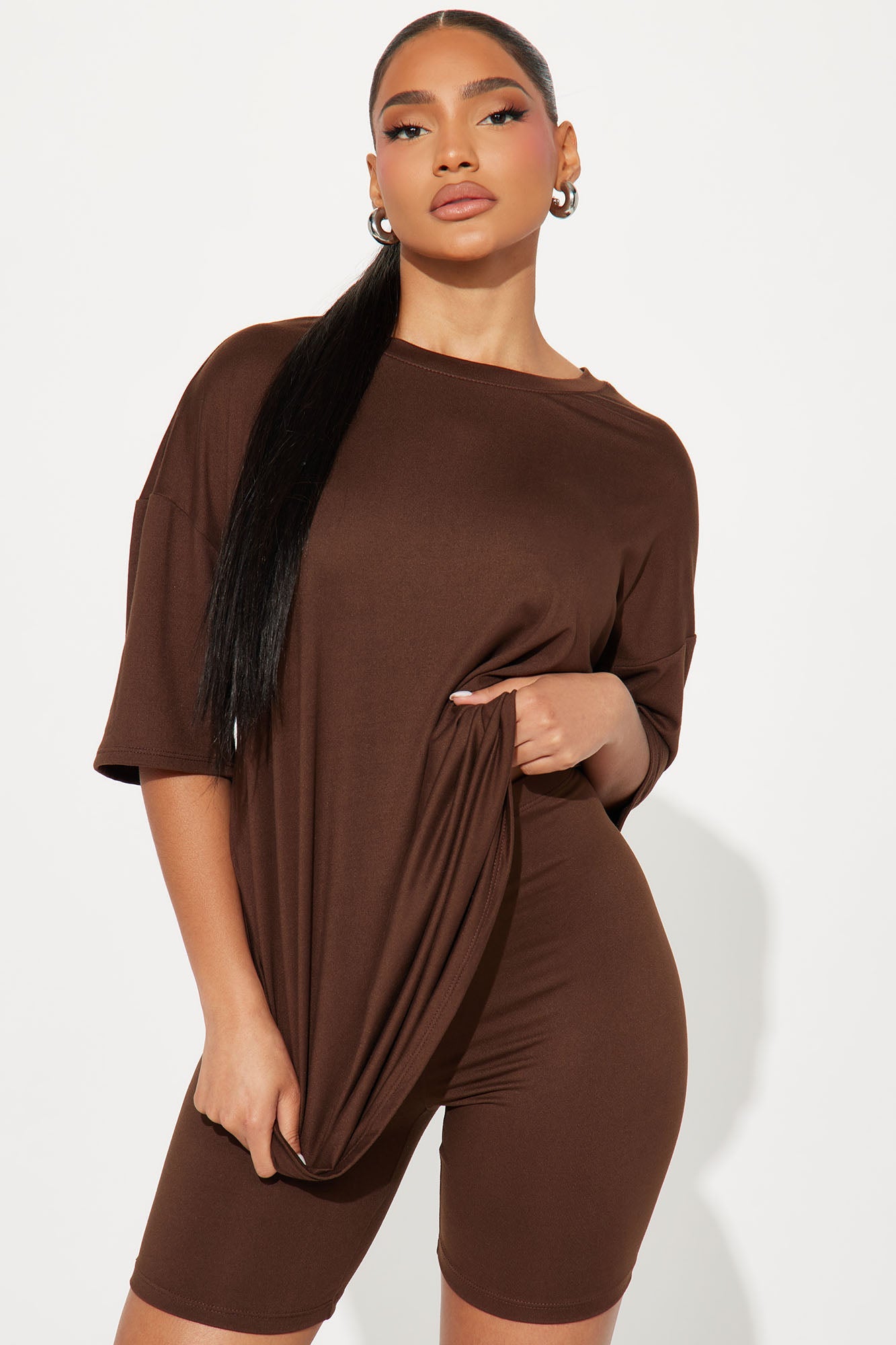 https://cdn.shopify.com/s/files/1/0293/9277/files/04-22-24_S3_8_ST1790_Chocolate_TK_SS_10-01-59_30505_CM.jpg?v=1714072050