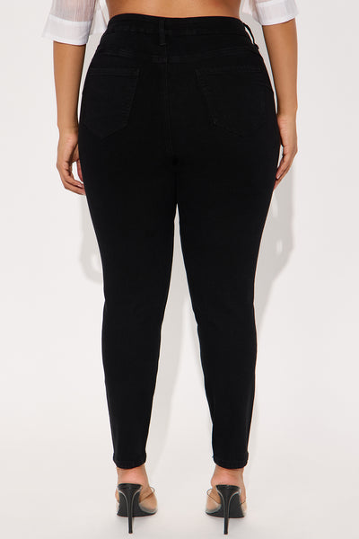 https://cdn.shopify.com/s/files/1/0293/9277/files/06-02-25_S8_32_YJDM15_Black_KJ_IM_11-02-58_PLUS_6637_PXF.jpg?v=1749065235&with=400&height=600