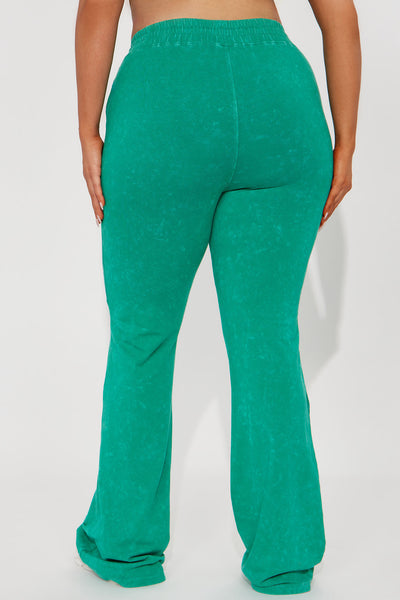 https://cdn.shopify.com/s/files/1/0293/9277/files/07-08-24_S8_48_ZDZPK10964BT_Green_AZ_AP_15-26-37_PLUS_38221_SG.jpg?v=1720736749&with=400&height=600