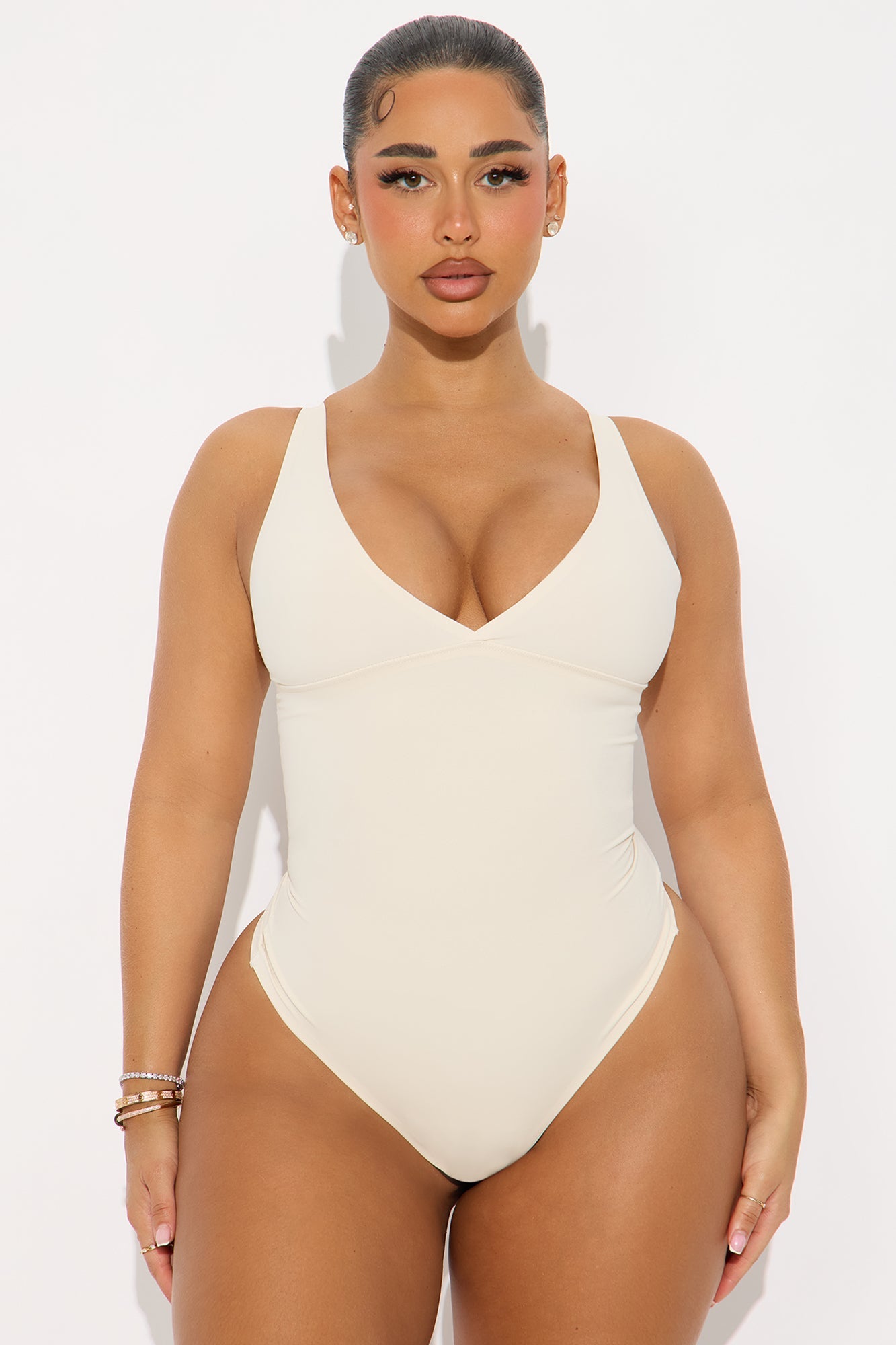 https://cdn.shopify.com/s/files/1/0293/9277/files/09-03-25_S1_32_10722FN_Cream_KJ_RW_12-51-09_12794_PXF.jpg?v=1757086214