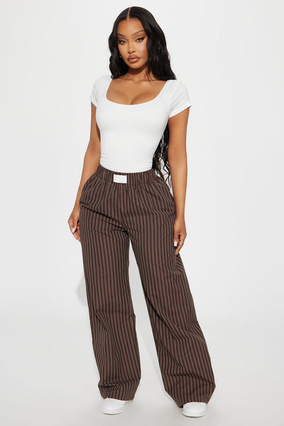 https://cdn.shopify.com/s/files/1/0293/9277/files/11-25-24_S2_13_KSHB4071701A_Chocolate_CXB_RL_13-39-09_44262_EH.jpg?v=1750275533&with=400&height=600