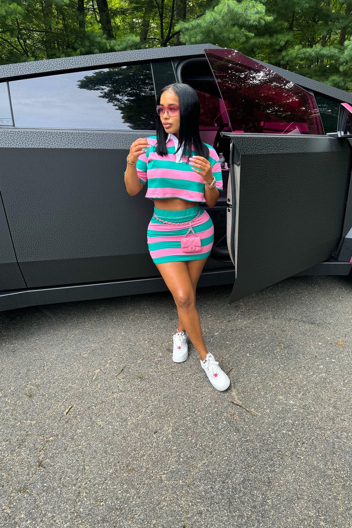 https://cdn.shopify.com/s/files/1/0293/9277/files/7-22-2024__130_Lindsay_Striped_Polo_Skirt_Set_Pink-combo_LA.jpg?v=1722964743
