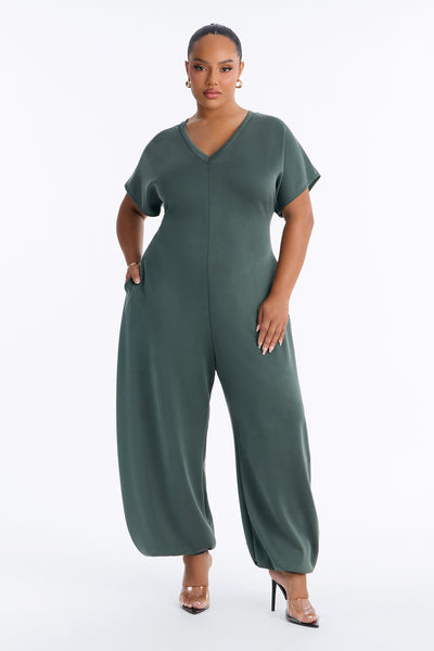 https://cdn.shopify.com/s/files/1/0293/9277/files/JP3573_Olive_PLUS_V1.jpg?v=1784825283&with=400&height=600